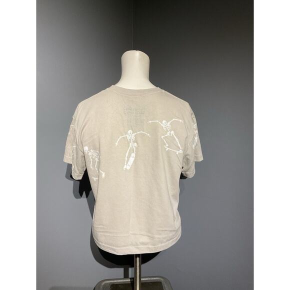 weekend warrior Crop Top Tee Shirt Size Med Tan With White skateboard skeletons - Picture 3 of 4